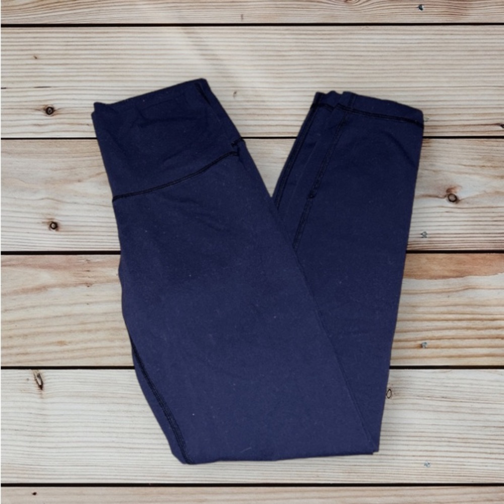 Lululemon Navy Leggings 25” Size 2? No Size Dot or Square
